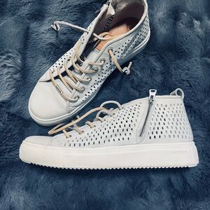 Blackstone PL-88 Women’s Sneakers Wind Chime Size 10 (40)